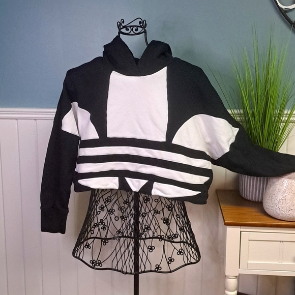 Adidas Size Large Crop Pullover Large Logo - Picture 1 of 9